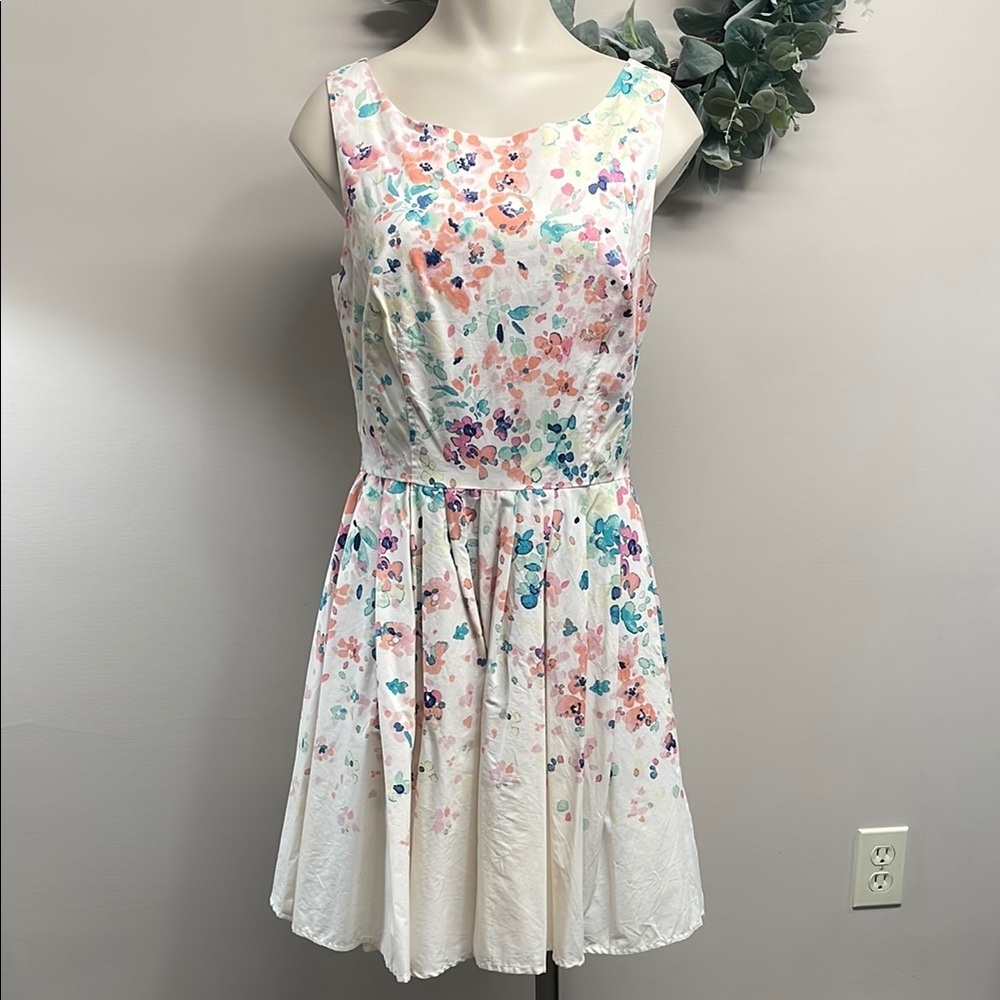 LC Lauren Conrad Sleeveless Fit and Flare Floral Watercolor Back Cutout Dress 8